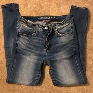American Eagle Outfitters Hi-Rise Jegging